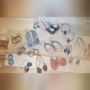 Lot of 15 Pairs Earrings